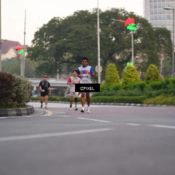 Runner Photo 4670564