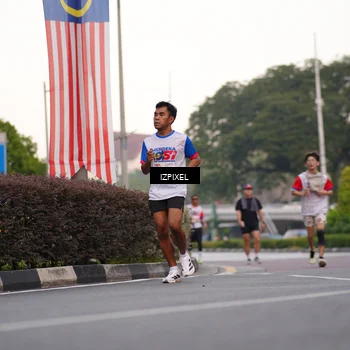 Runner Photo 4670597