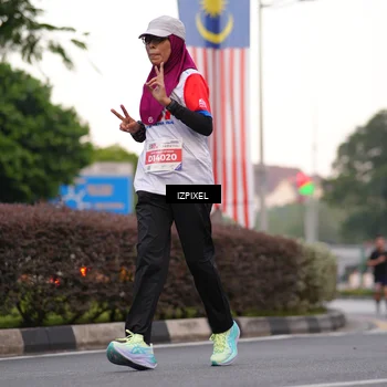 Runner Photo 4670631