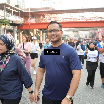 Runner Photo 4670676