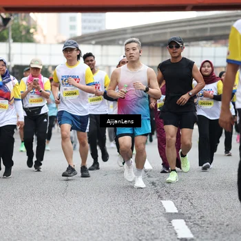 Runner Photo 4670767