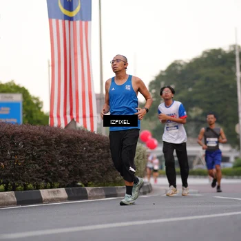 Runner Photo 4670790