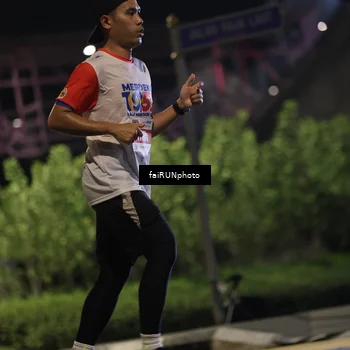 Runner Photo 4670814