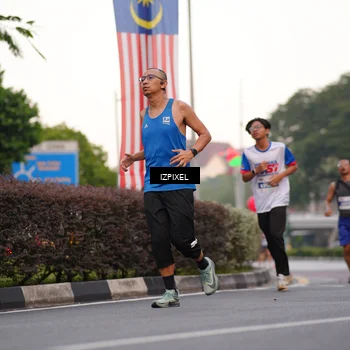 Runner Photo 4670826