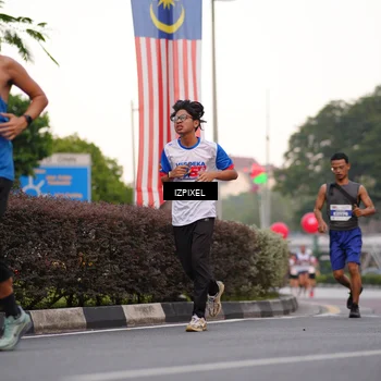 Runner Photo 4670842
