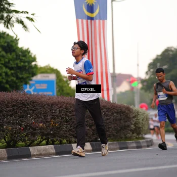 Runner Photo 4670845