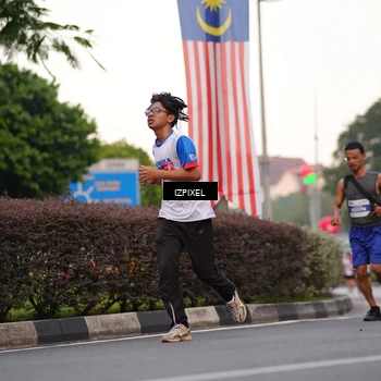 Runner Photo 4670862