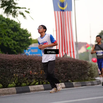 Runner Photo 4670867