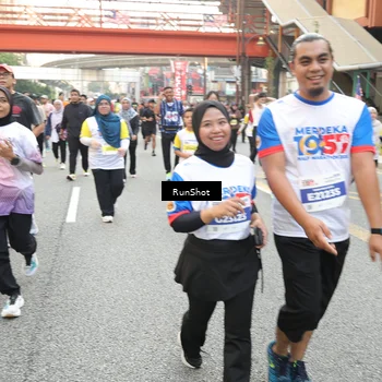 Runner Photo 4670884
