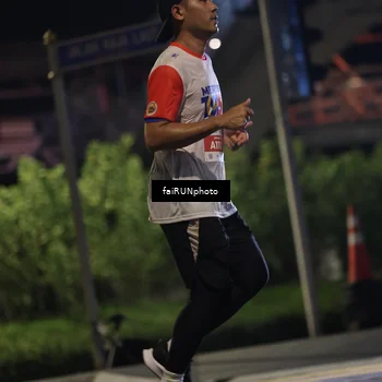 Runner Photo 4670982