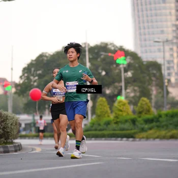Runner Photo 4670985