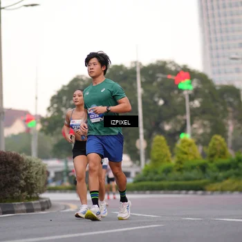 Runner Photo 4670996