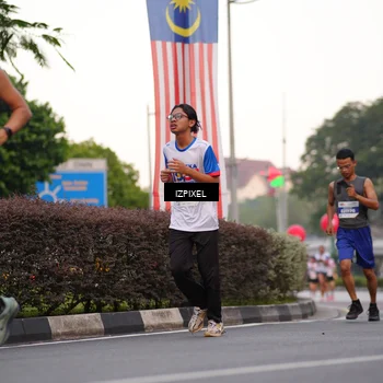 Runner Photo 4671288