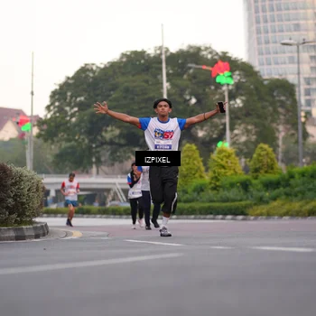Runner Photo 4671415