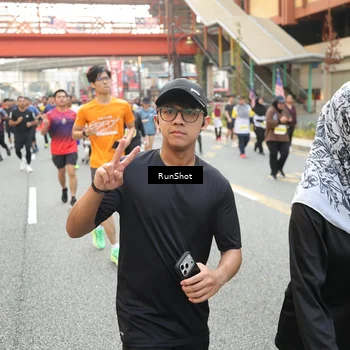 Runner Photo 4671475