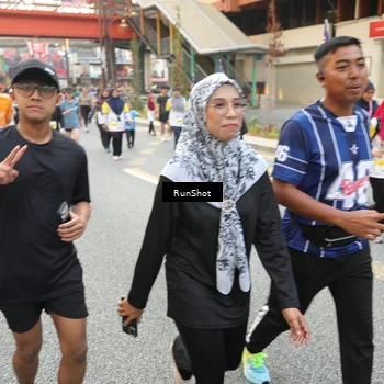 Runner Photo 4671486