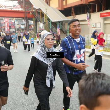 Runner Photo 4671488