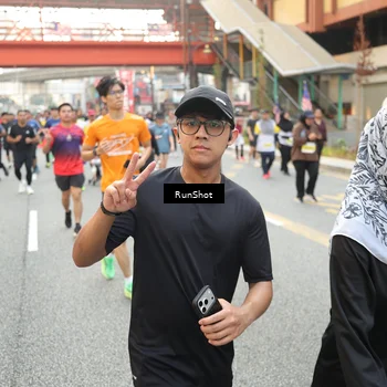 Runner Photo 4671493