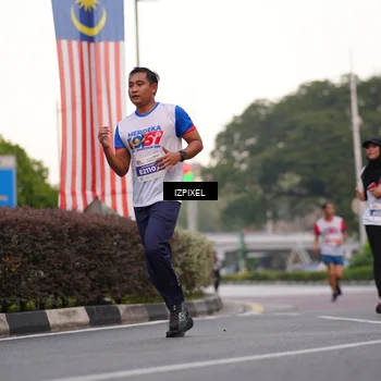Runner Photo 4671512