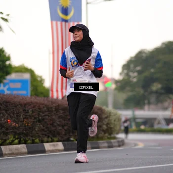 Runner Photo 4671569