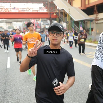Runner Photo 4671576
