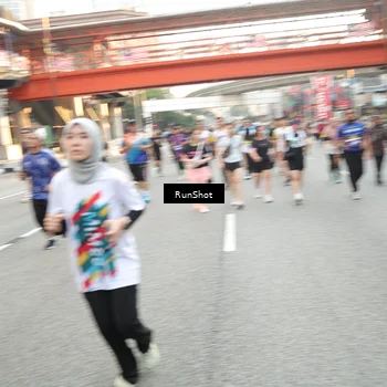 Runner Photo 4671581