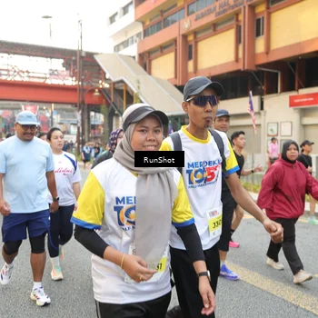 Runner Photo 4671690