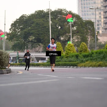Runner Photo 4671724
