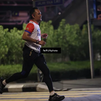 Runner Photo 4671732