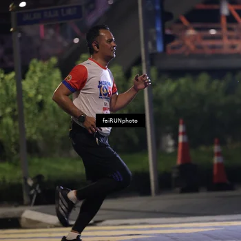 Runner Photo 4671785