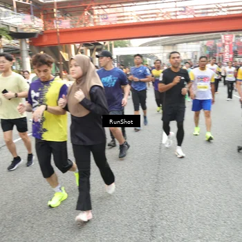 Runner Photo 4671815