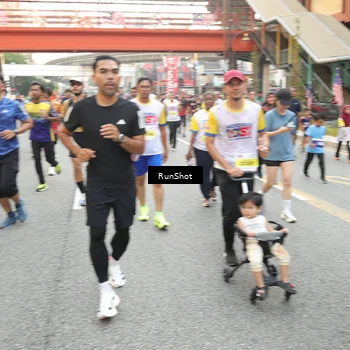 Runner Photo 4671900