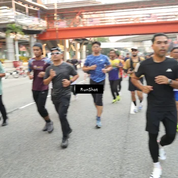 Runner Photo 4671905