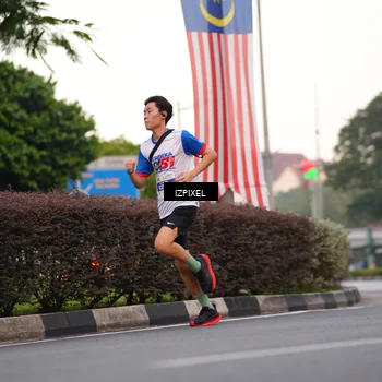 Runner Photo 4672031