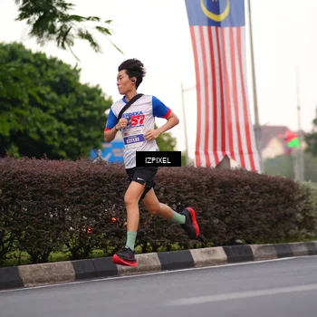 Runner Photo 4672057