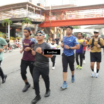 Runner Photo 4672273