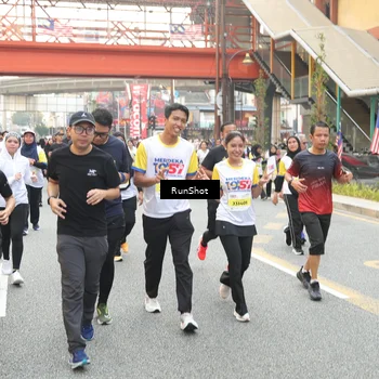 Runner Photo 4672294