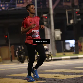 Runner Photo 4672317