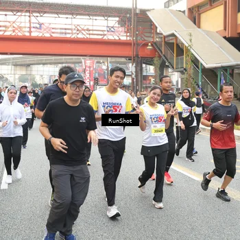 Runner Photo 4672347
