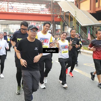 Runner Photo 4672385