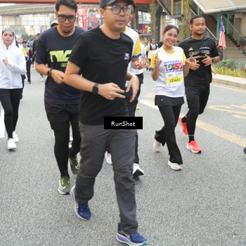 Runner Photo 4672406