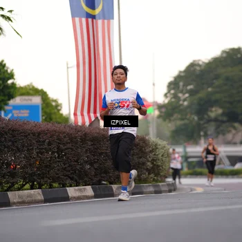 Runner Photo 4672455