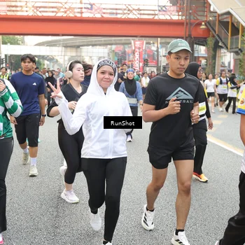 Runner Photo 4672476