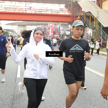 Runner Photo 4672524