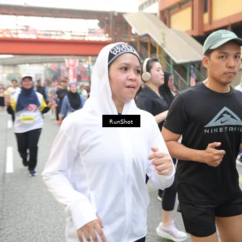 Runner Photo 4672573