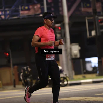 Runner Photo 4672685