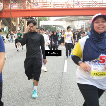 Runner Photo 4672747