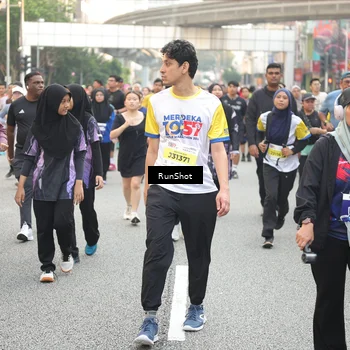 Runner Photo 4672887