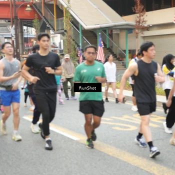 Runner Photo 4672995