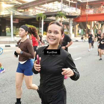 Runner Photo 4673433